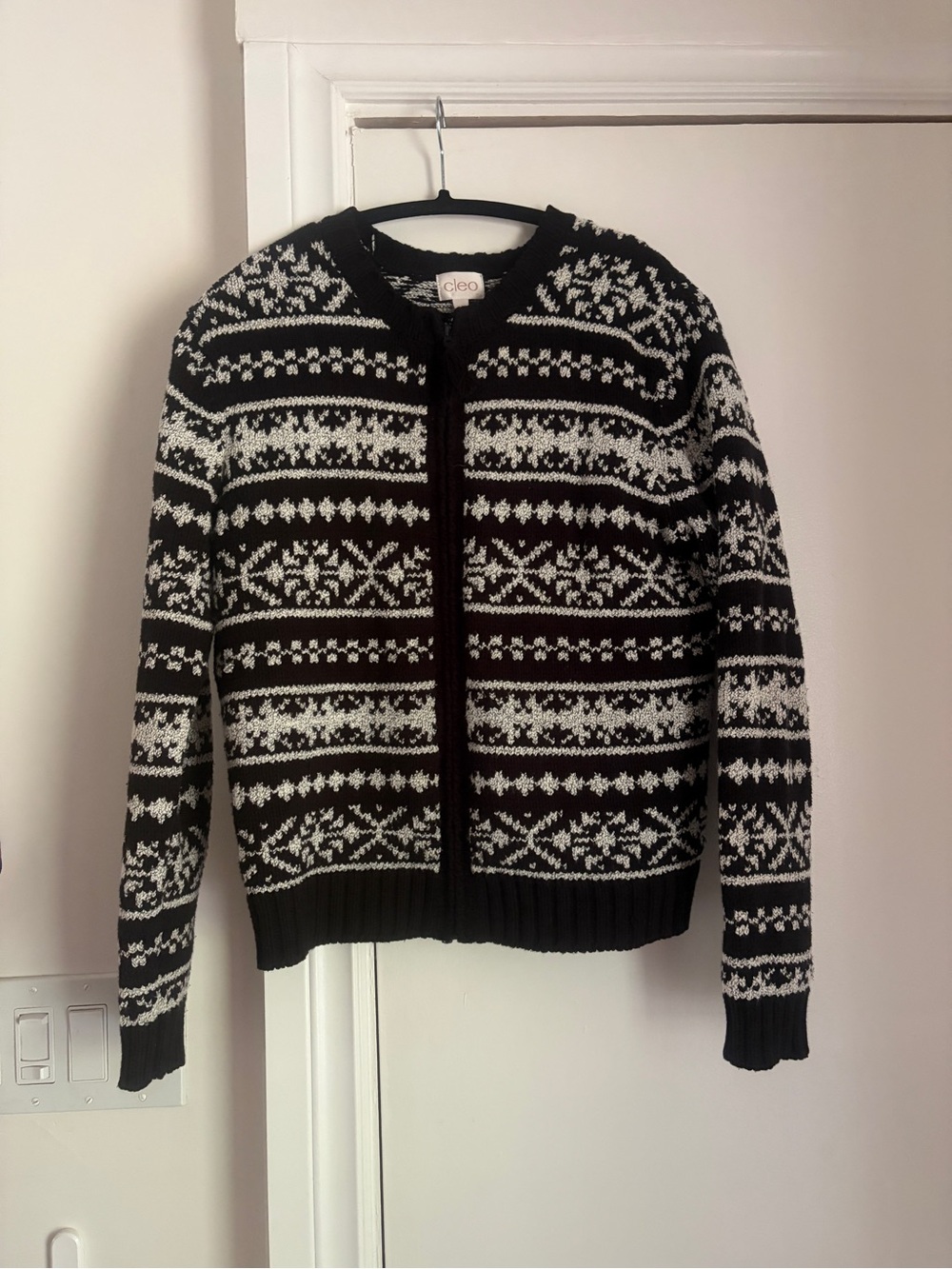 Vintage Cleo Black and White Patterned Women's Cardigan Sweater